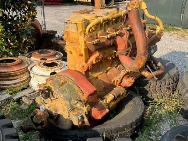 Cummins NHC 250, In-line 6 Diesel Engine