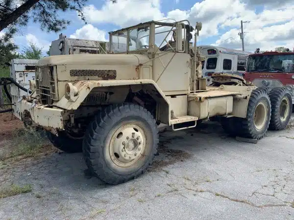 M123 10-ton 6x6 Semi-tractor