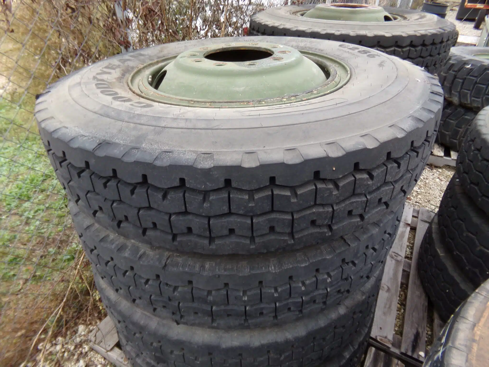 Goodyear G285 11.00R24 M916 Tires and Wheels - Image 5