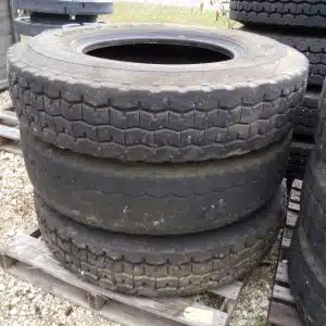Goodyear G285 11.00R24 M916 Tires - USED