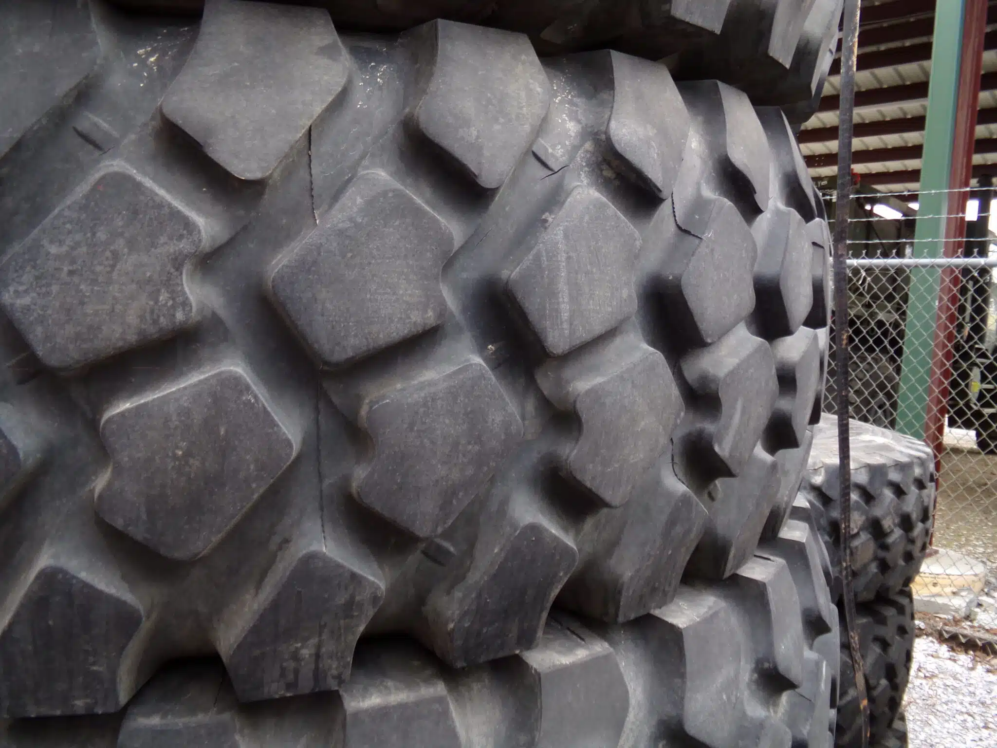 Michelin XZL 1600 x20 Tires - Image 2