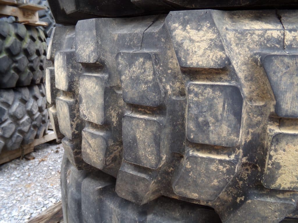 Michelin XL 1400 Sand Tread Tires with Rims – Military Truck Depot