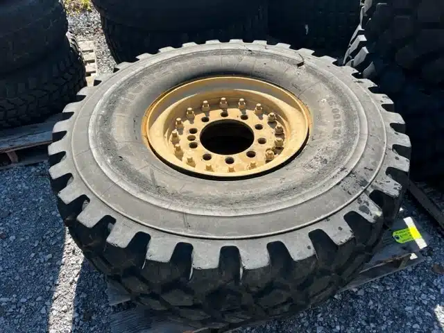 Oshkosh MTVR 7 Ton Tire and Wheel