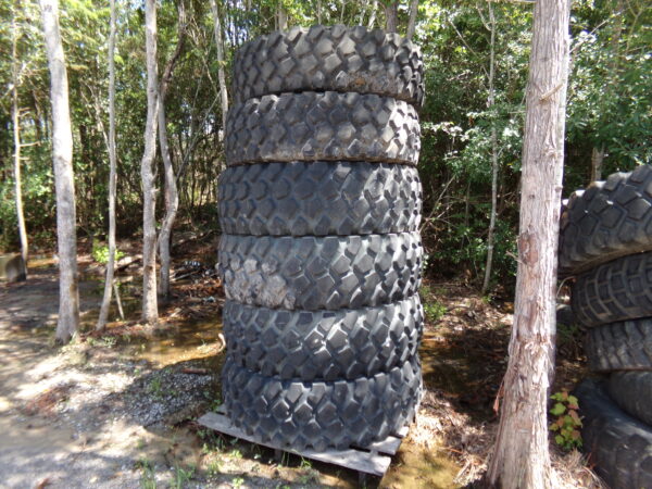 Michelin 1600 & 1400 Tires (Various Conditions)