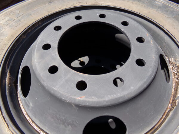 Continental 11.00R25 Tires with Wheels (Hub-piloted & Lug-piloted) - Image 2