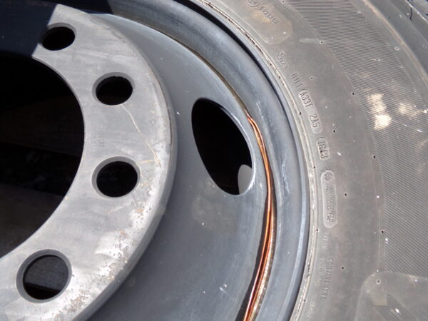 Continental 11.00R25 Tires with Wheels (Hub-piloted & Lug-piloted) - Image 4