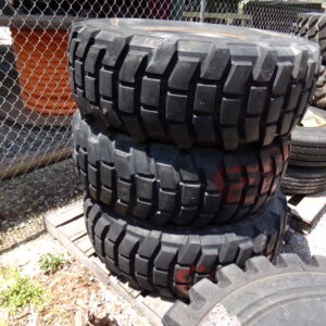 Michelin X G-20 Piloted XL 15.5/8R20 Tires
