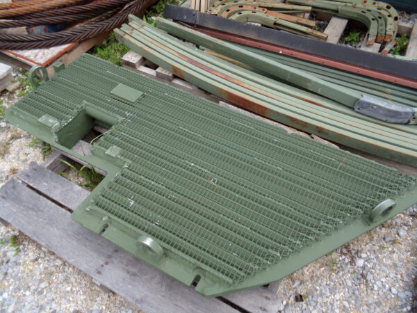 Oshkosh Step Panel - Image 2