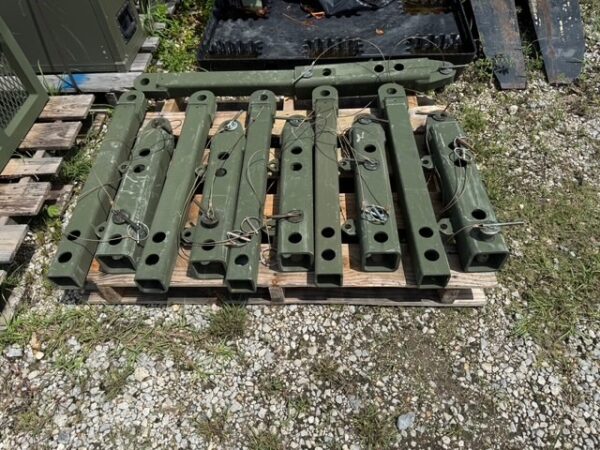 Oshkosh MK48 Logistics Vehicle System (LVS) - Military Heavy Duty Tow Bars - Image 2
