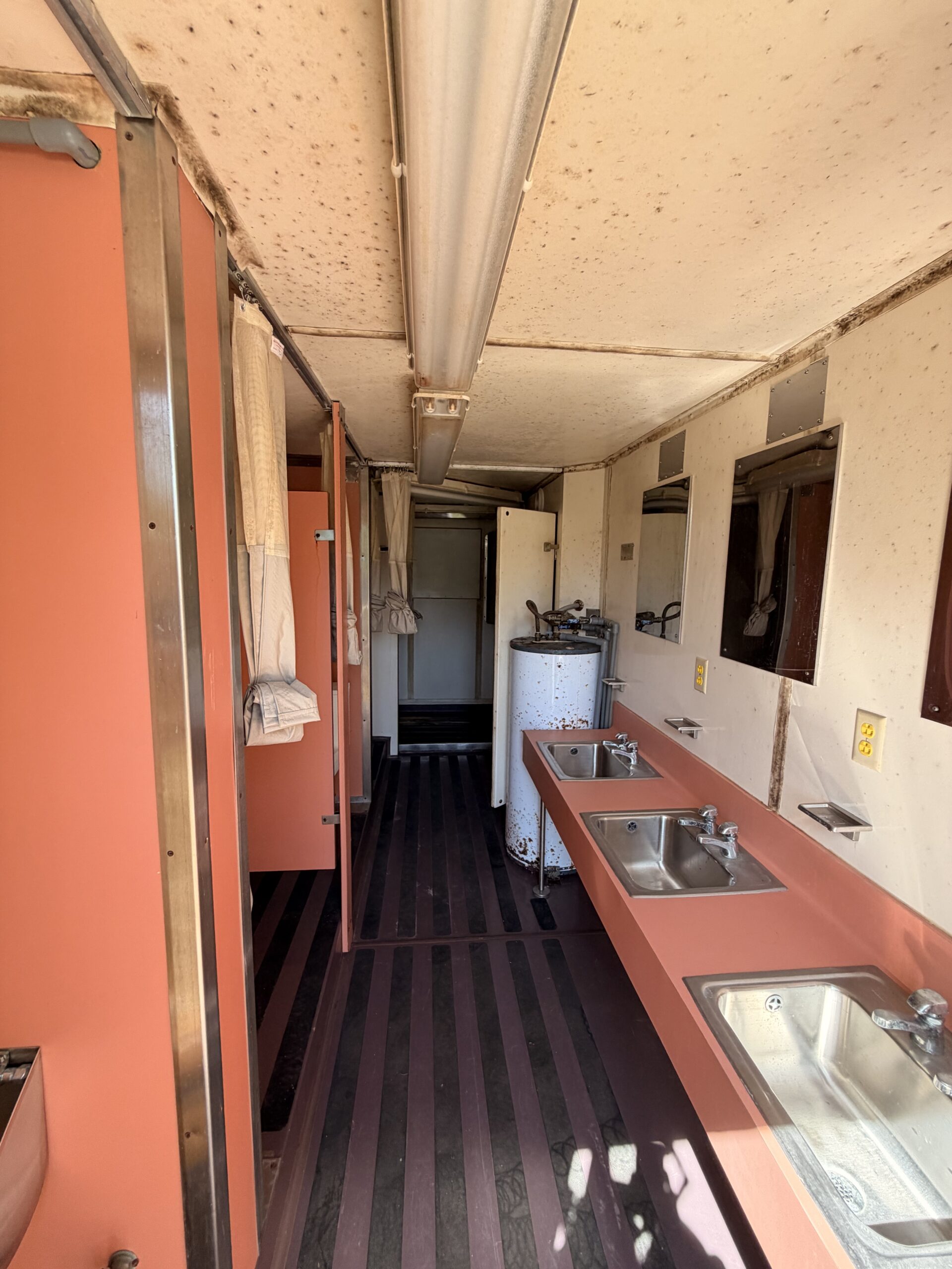 Bathroom / Shower container trailer w/ power